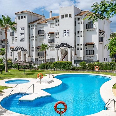 11 Modern Apt With Sea Views, Two Poolareas, Close To Parks & Beaches Manilva Lägenhet Exteriör bild