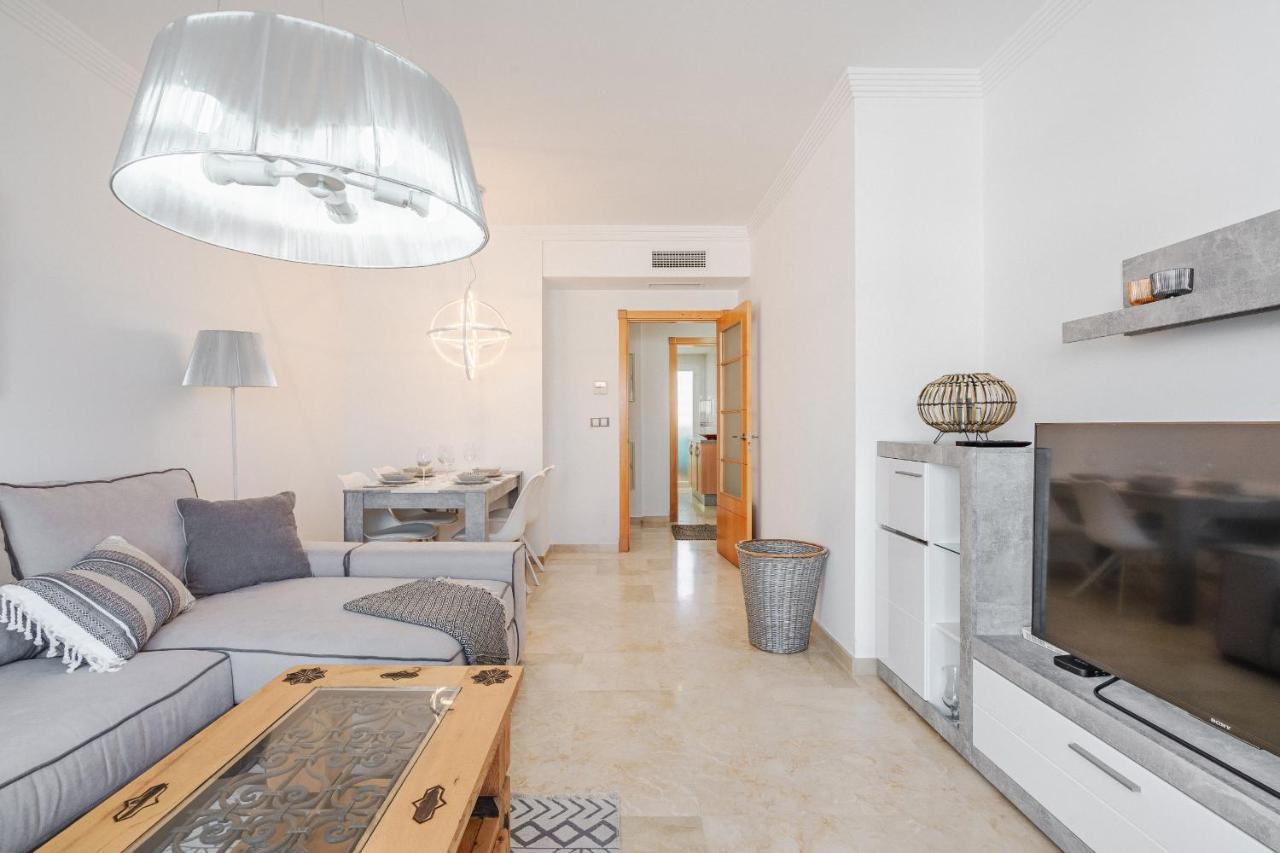 11 Modern Apt With Sea Views, Two Poolareas, Close To Parks & Beaches Manilva Lägenhet Exteriör bild