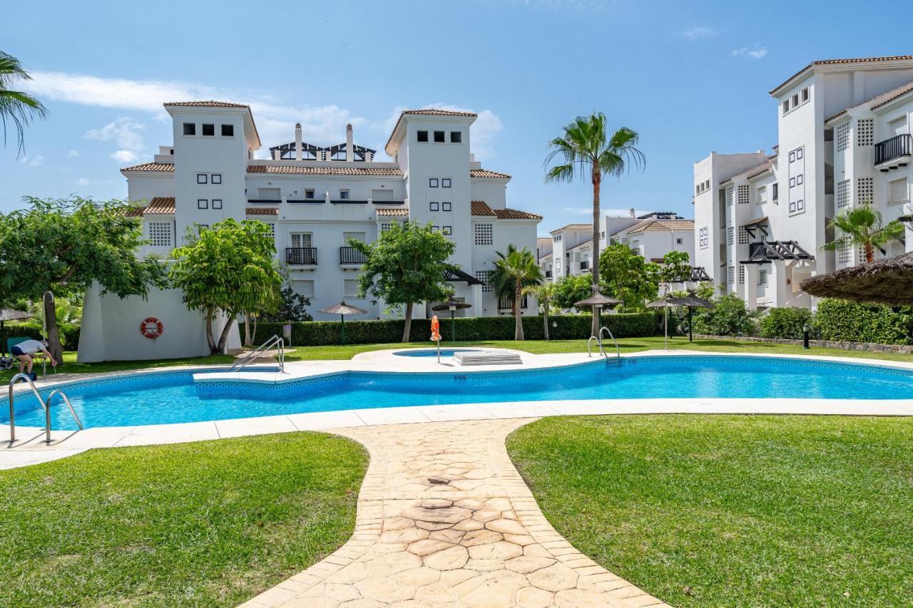 11 Modern Apt With Sea Views, Two Poolareas, Close To Parks & Beaches Manilva Lägenhet Exteriör bild