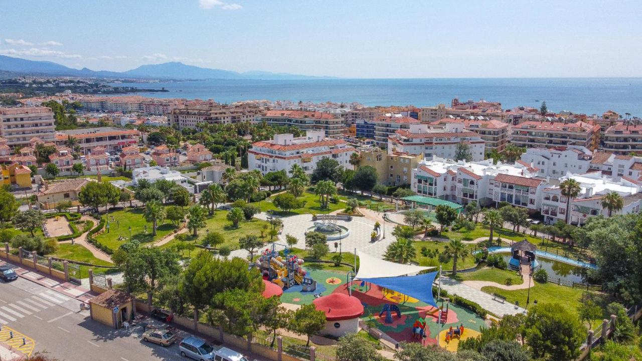 11 Modern Apt With Sea Views, Two Poolareas, Close To Parks & Beaches Manilva Lägenhet Exteriör bild