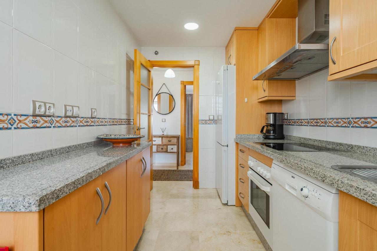 11 Modern Apt With Sea Views, Two Poolareas, Close To Parks & Beaches Manilva Lägenhet Exteriör bild